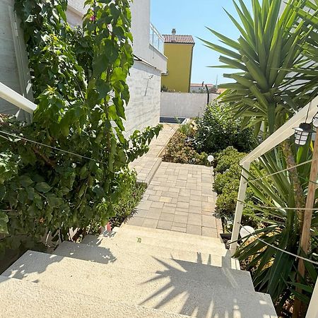 Vila Regina Apartment Rex With Swimming Pool イェゼラ エクステリア 写真
