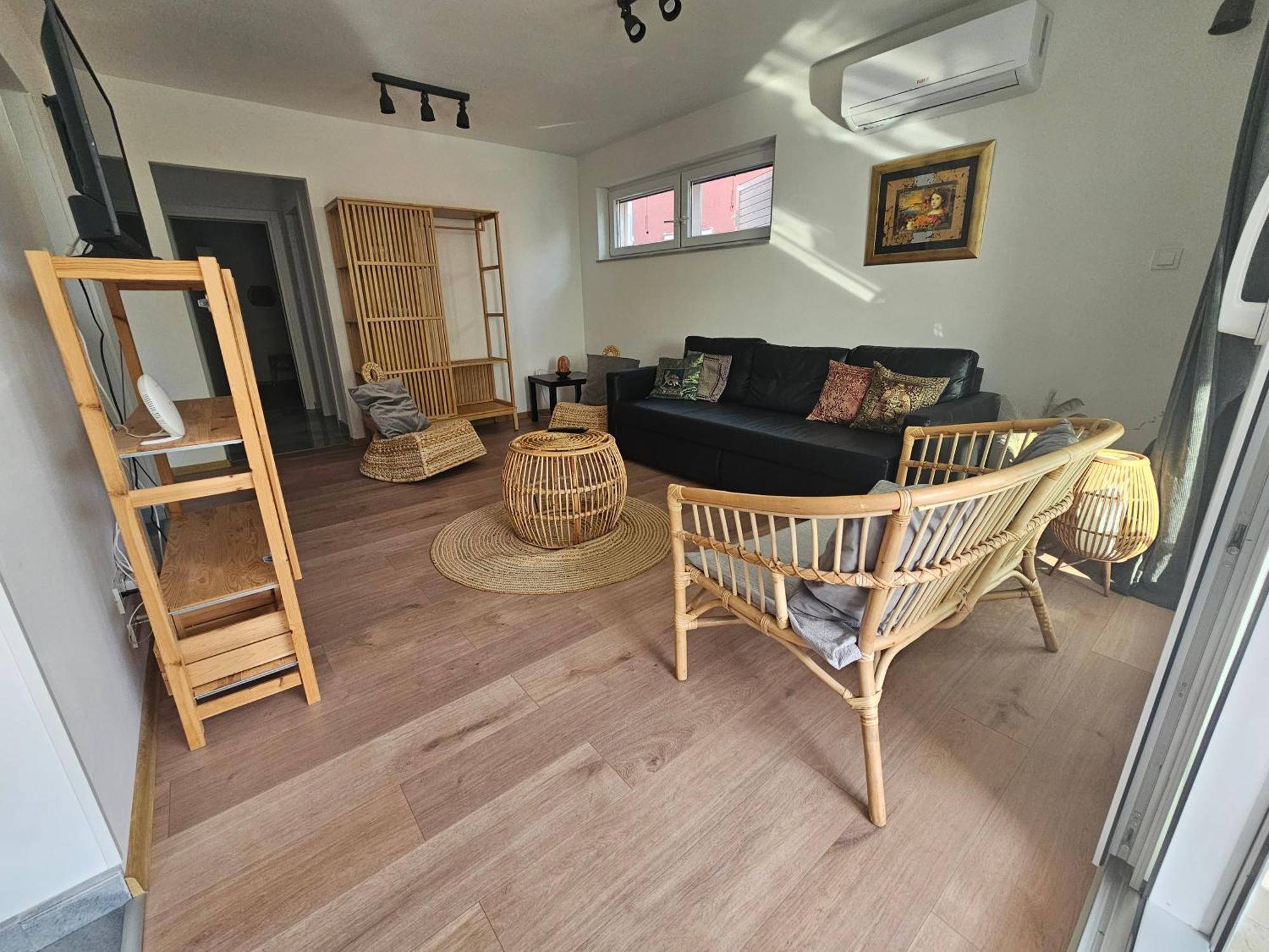 Vila Regina Apartment Rex With Swimming Pool イェゼラ エクステリア 写真