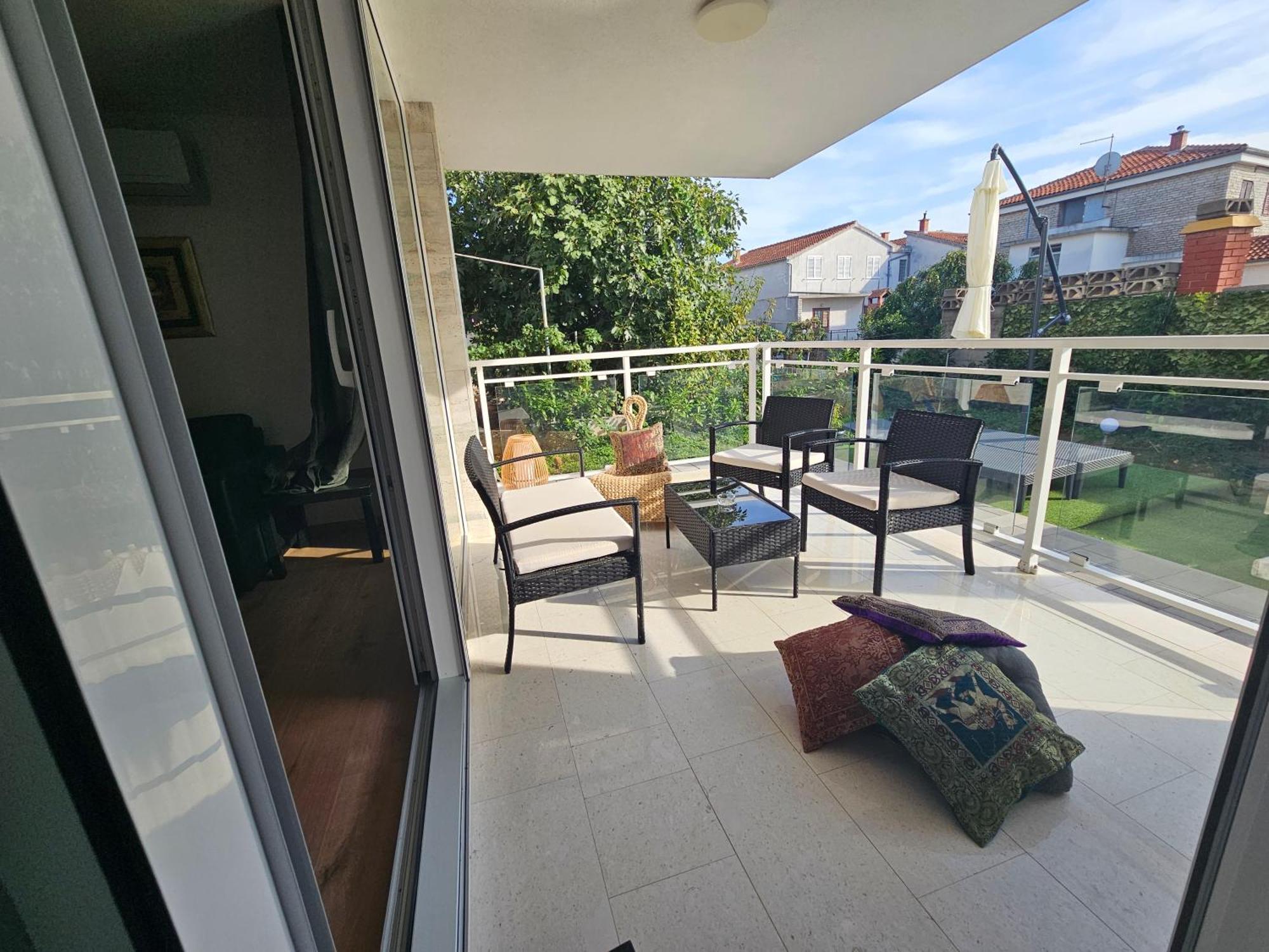 Vila Regina Apartment Rex With Swimming Pool イェゼラ エクステリア 写真