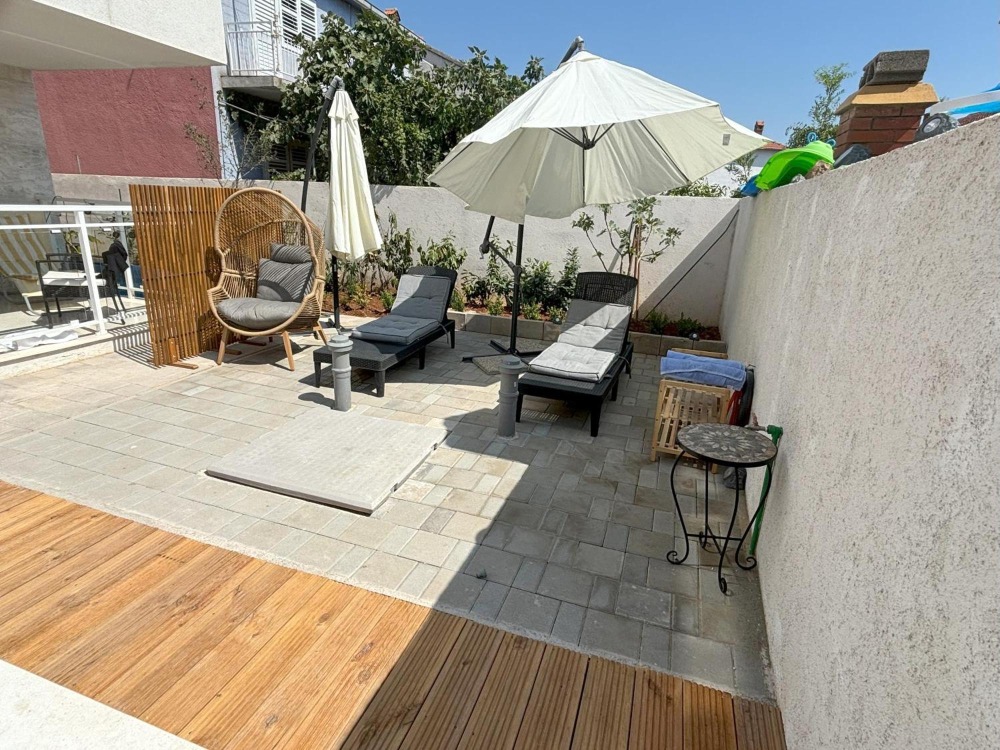 Vila Regina Apartment Rex With Swimming Pool イェゼラ エクステリア 写真